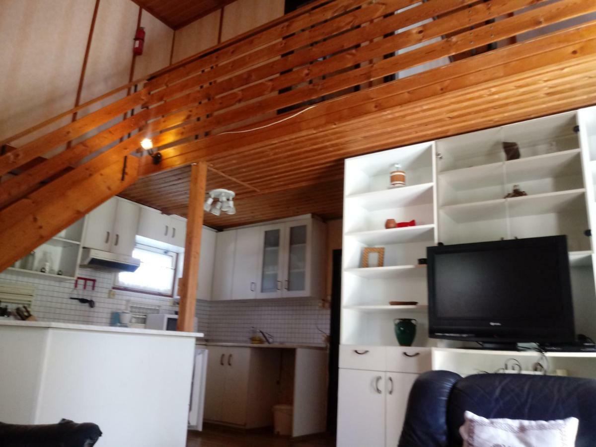Вилла Apartman 3 Haloszobaval Бюк Экстерьер фото